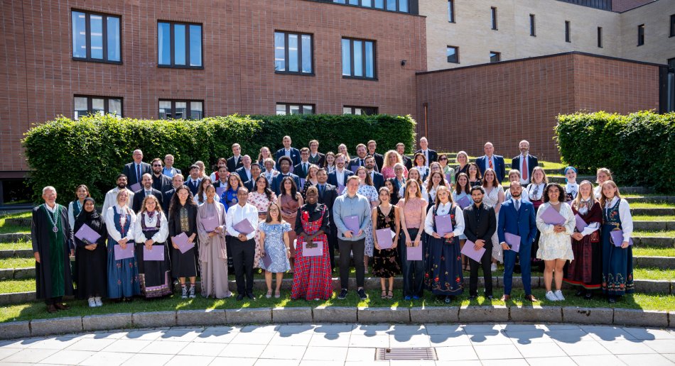 Avgangsseremoni for master- og profesjonsstudenter 2026