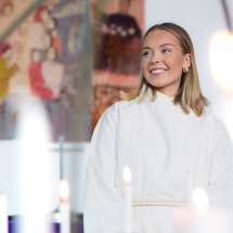 Kvinnelig prestestudent